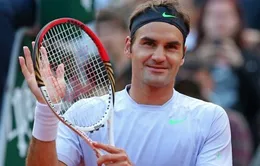 Federer vào tứ kết với hàng loạt kỷ lục xác lập